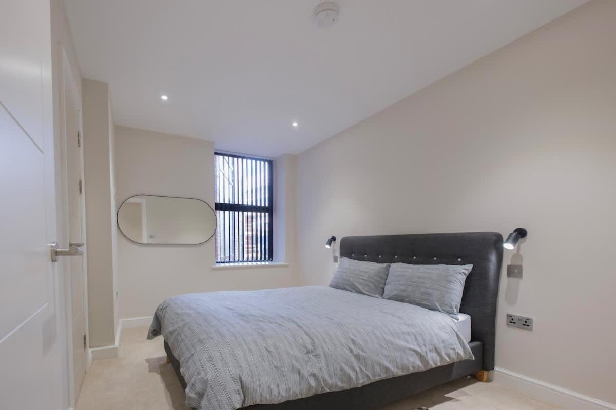 Charming 1-Bedroom Apartment In Leeds City Centre Perfect For Couples Or Solo Travelers Kültér fotó