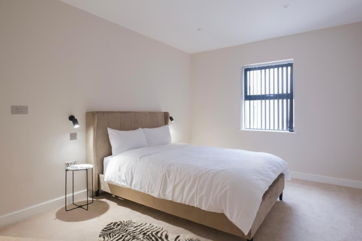 Charming 1-Bedroom Apartment In Leeds City Centre Perfect For Couples Or Solo Travelers Kültér fotó
